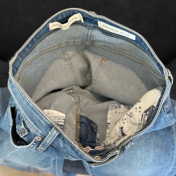 Anthro Pilcro Letterpress Mid-Rise Slim Straight Embellished Crop Jeans - Sz 30 - Picture 15 of 16